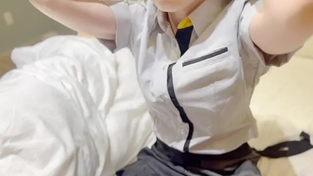 Teasing and creampie action with an 18-year-old restaurant worker