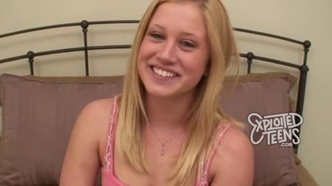 Juicy blonde teen newbie takes cock🍆, gets facial and cums hard