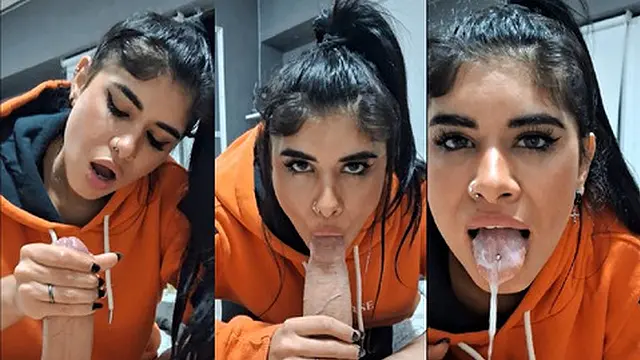 Sultry brown-haired blonde teasing with my dick🍆 eye to eye