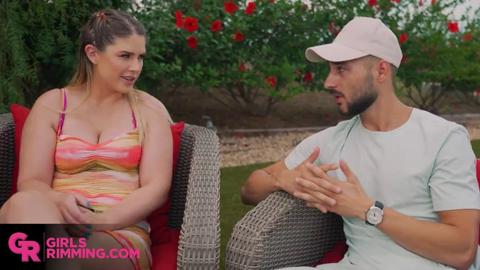 Riley's Raunchy Rim Job: American teen divas get their butts devoured