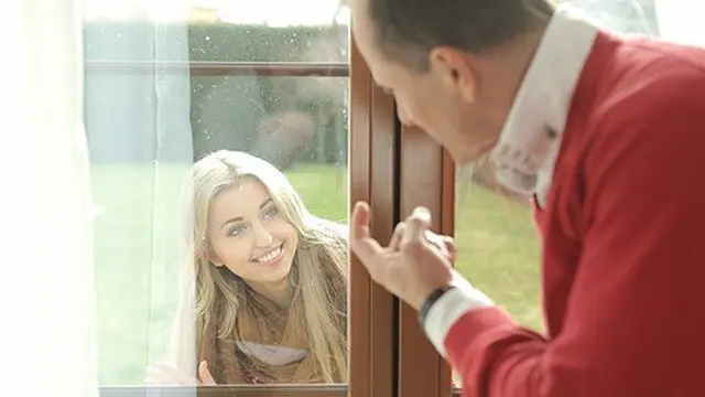 VIP4K Mature man explores spontaneous intimacy with a captivating visitor in his home