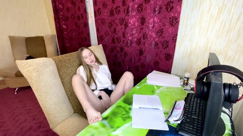 Blonde Bitch Sucks Massive BBC Cock🍆 Down To The Back Door