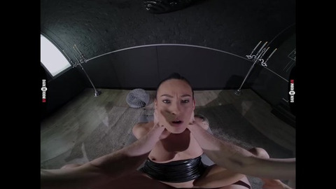 DARK ROOM VR: LEASHED AND HARD POUNDING