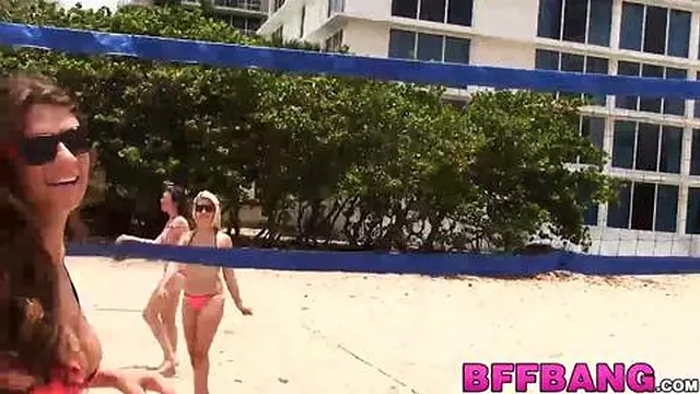 Group of hot horny chicks fucking after a lovely day at the beach