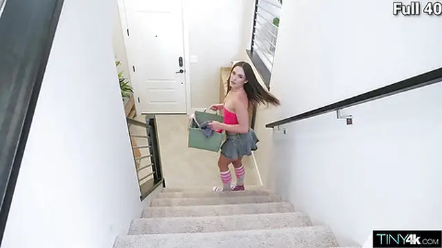 Tiny4K Stuck Cum Drain Desperately Needs Cock🌭 To Unstuck