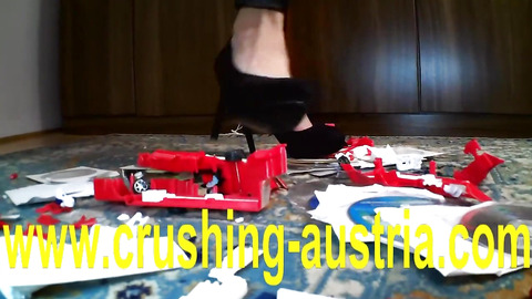 kimberly crushing fun